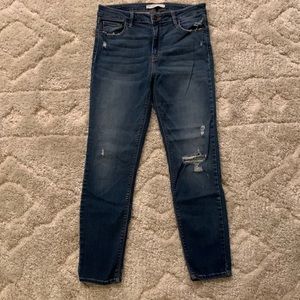 Destroyed Hidden Jeans
